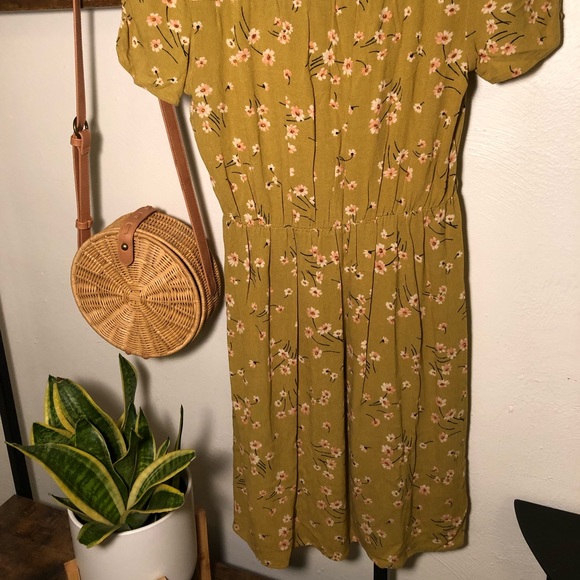 American Eagle Outfitters - Floral Mini Dress - Picture 2 of 3